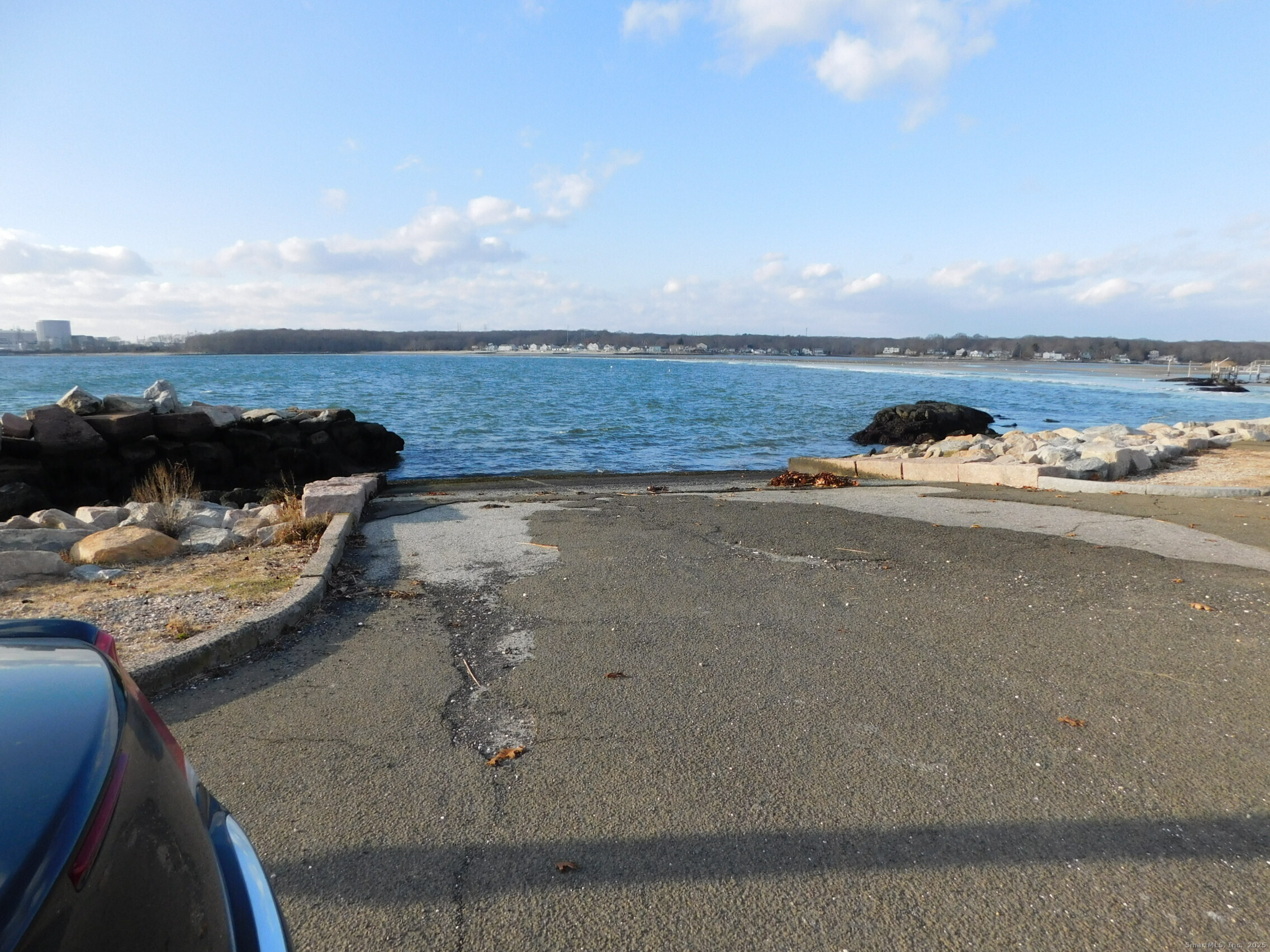 6 Anita Avenue Waterford CT 06385