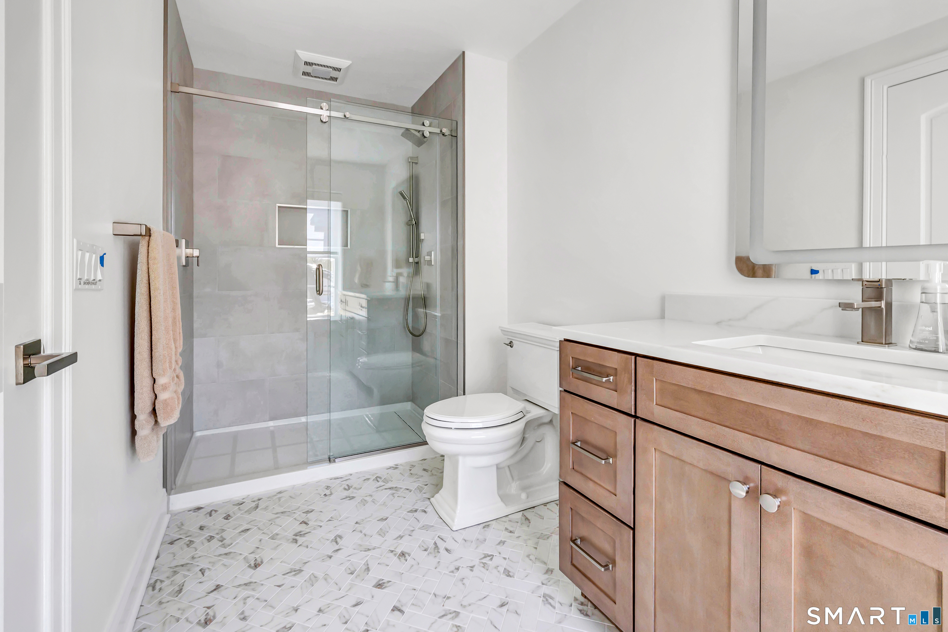 1 Woods View Lane Shelton CT 06484
