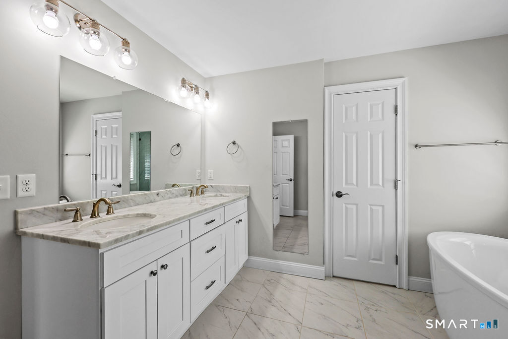 359 Hammertown Road Monroe CT 06468