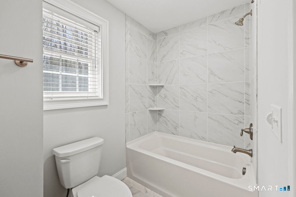 359 Hammertown Road Monroe CT 06468