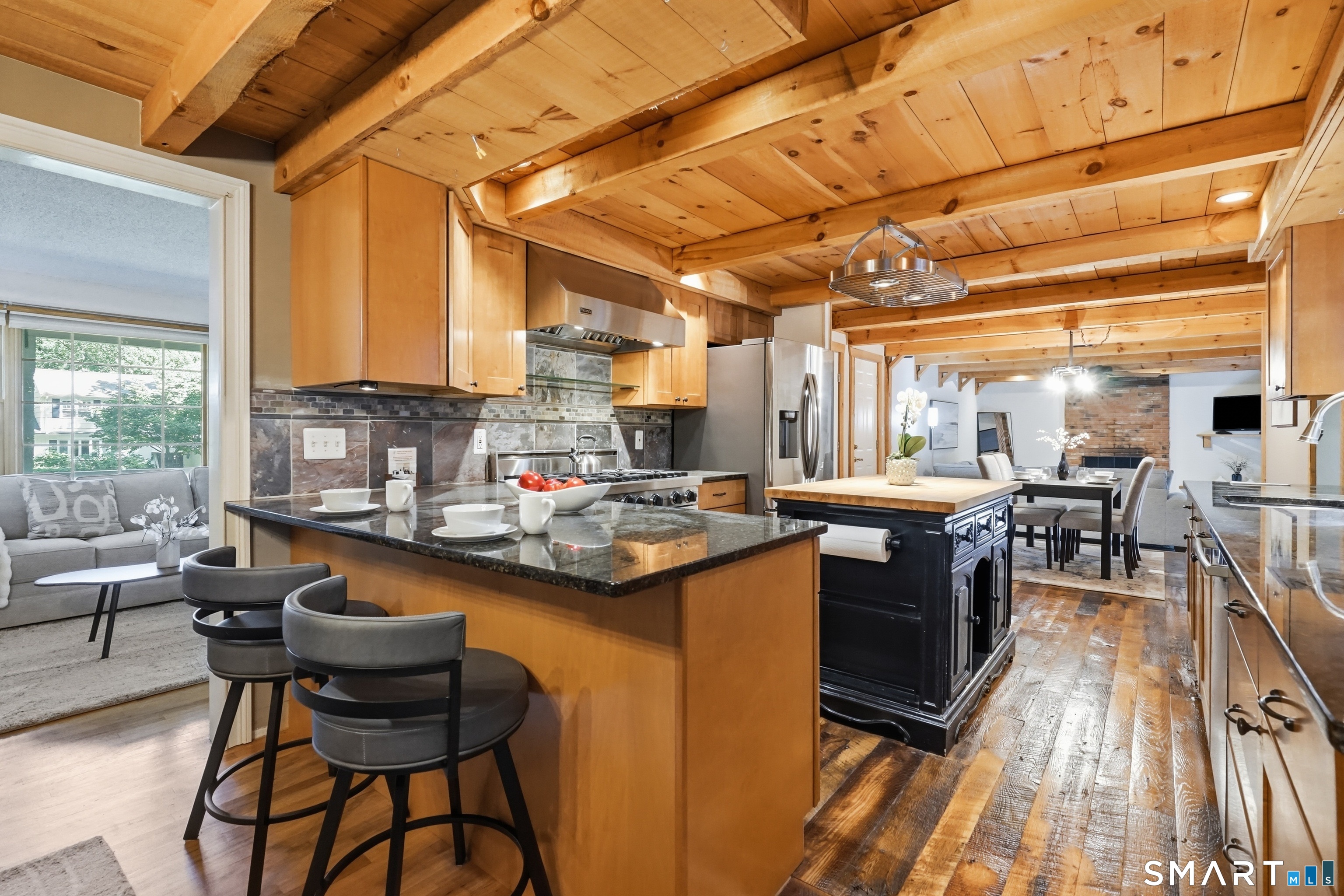 23 Berkshire Way Simsbury CT 06070