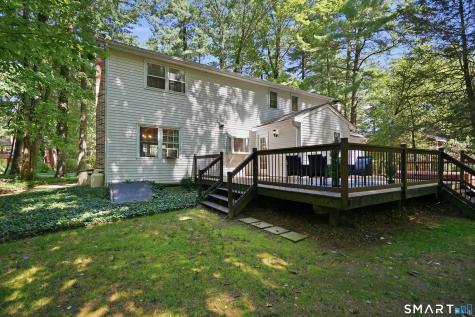 23 Berkshire Way Simsbury CT 06070