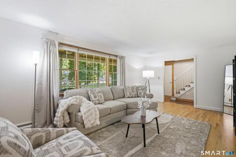 23 Berkshire Way Simsbury CT 06070