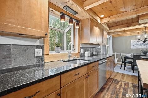 23 Berkshire Way Simsbury CT 06070
