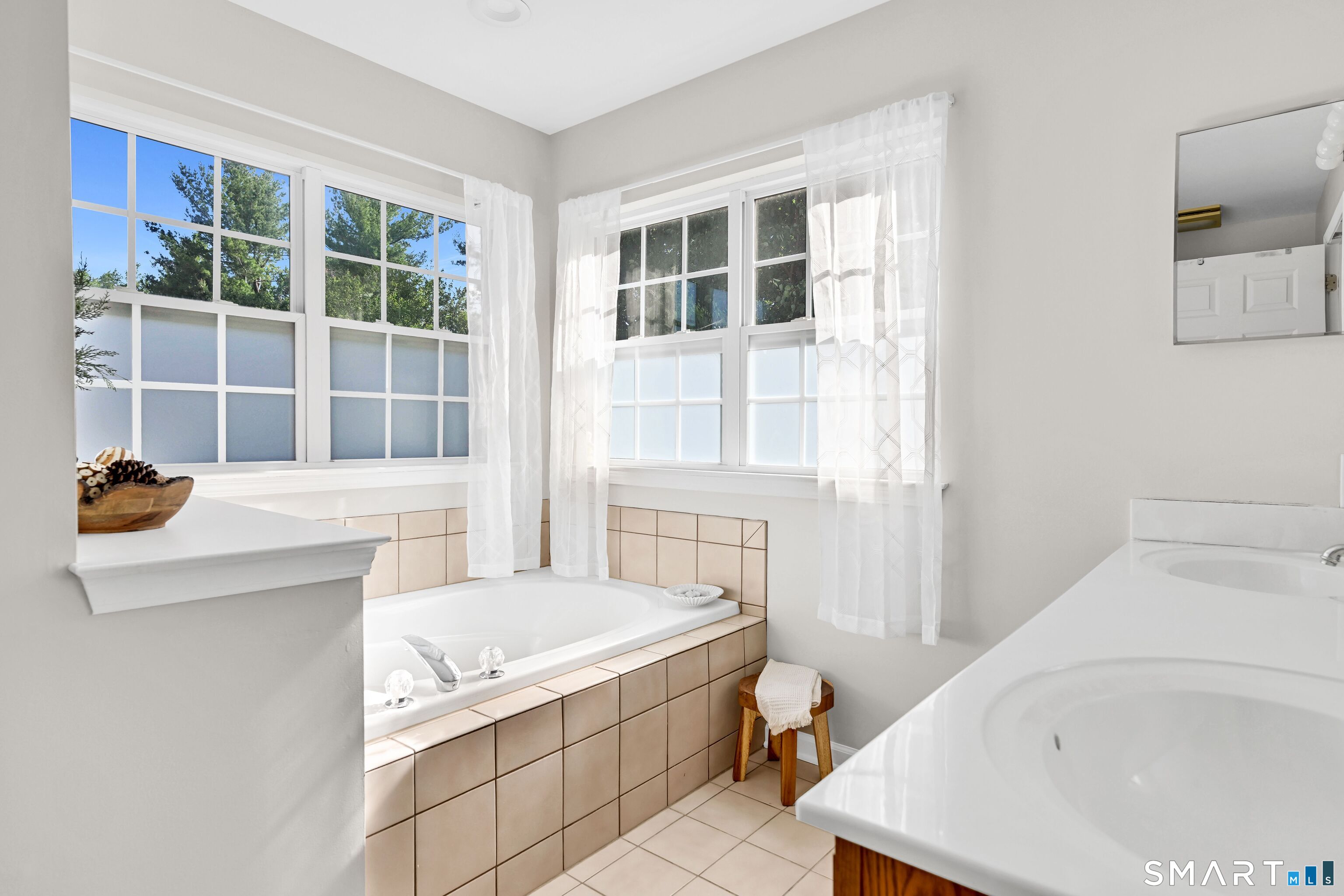 46 Auburn Way Torrington CT 06790