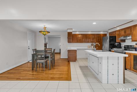 156 Bender Road Hamden CT 06518