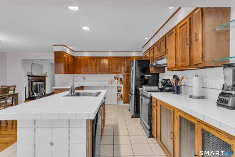 156 Bender Road Hamden CT 06518