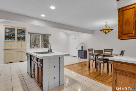 156 Bender Road Hamden CT 06518