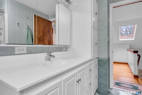 156 Bender Road Hamden CT 06518