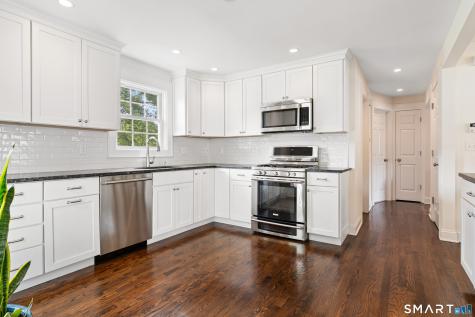 877 South Pine Creek Road Fairfield CT 06824