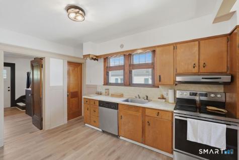443 Highland Avenue Waterbury CT 06708