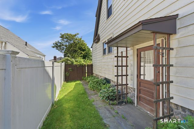 443 Highland Avenue Waterbury CT 06708
