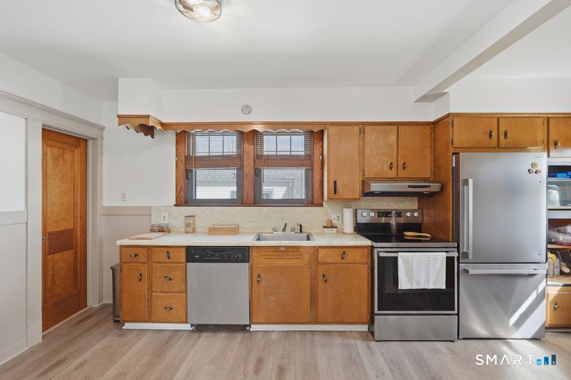443 Highland Avenue Waterbury CT 06708