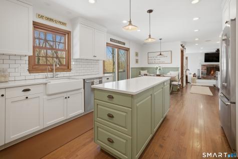 126 Rolling Hills Drive Fairfield CT 06824