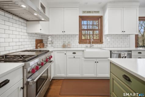 126 Rolling Hills Drive Fairfield CT 06824