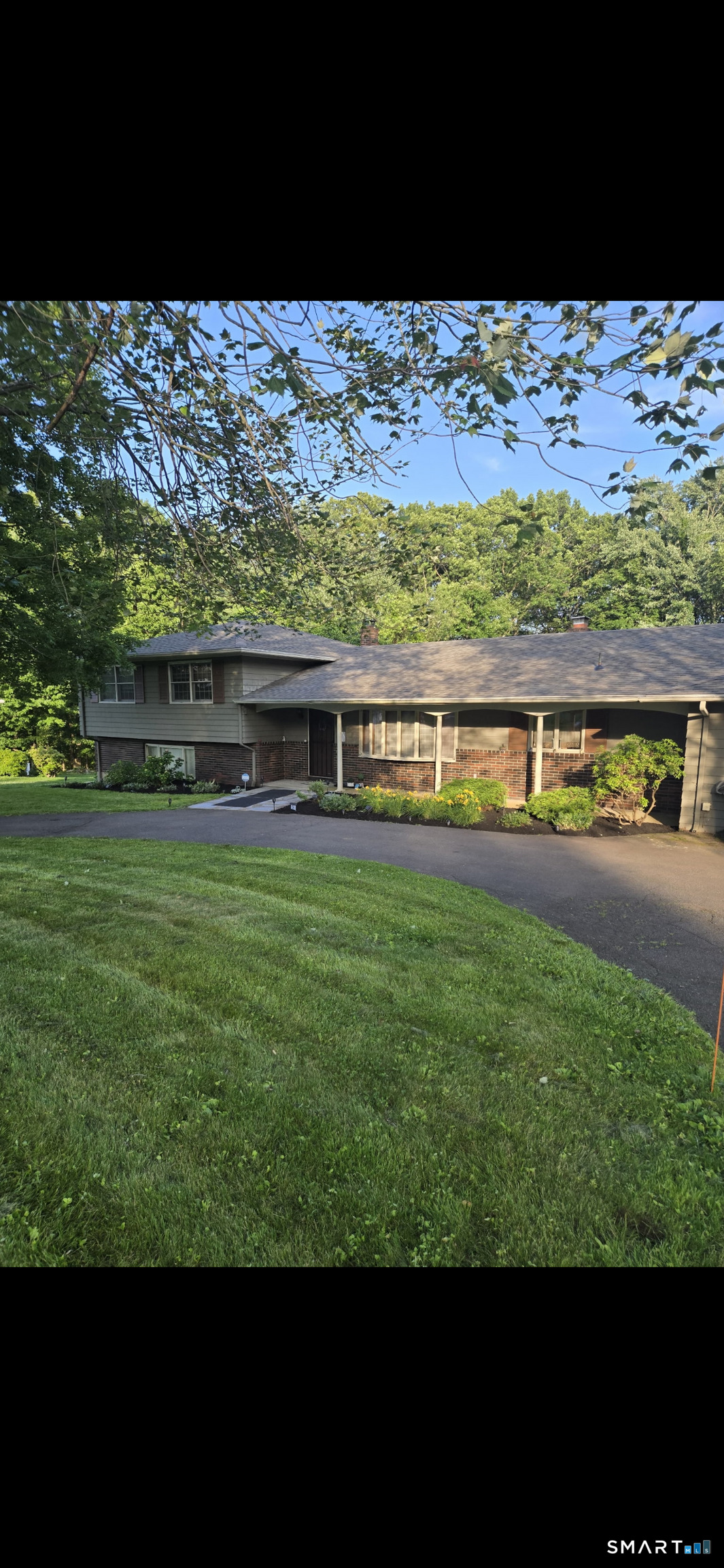 54 Country Hills Road Hamden CT 06414