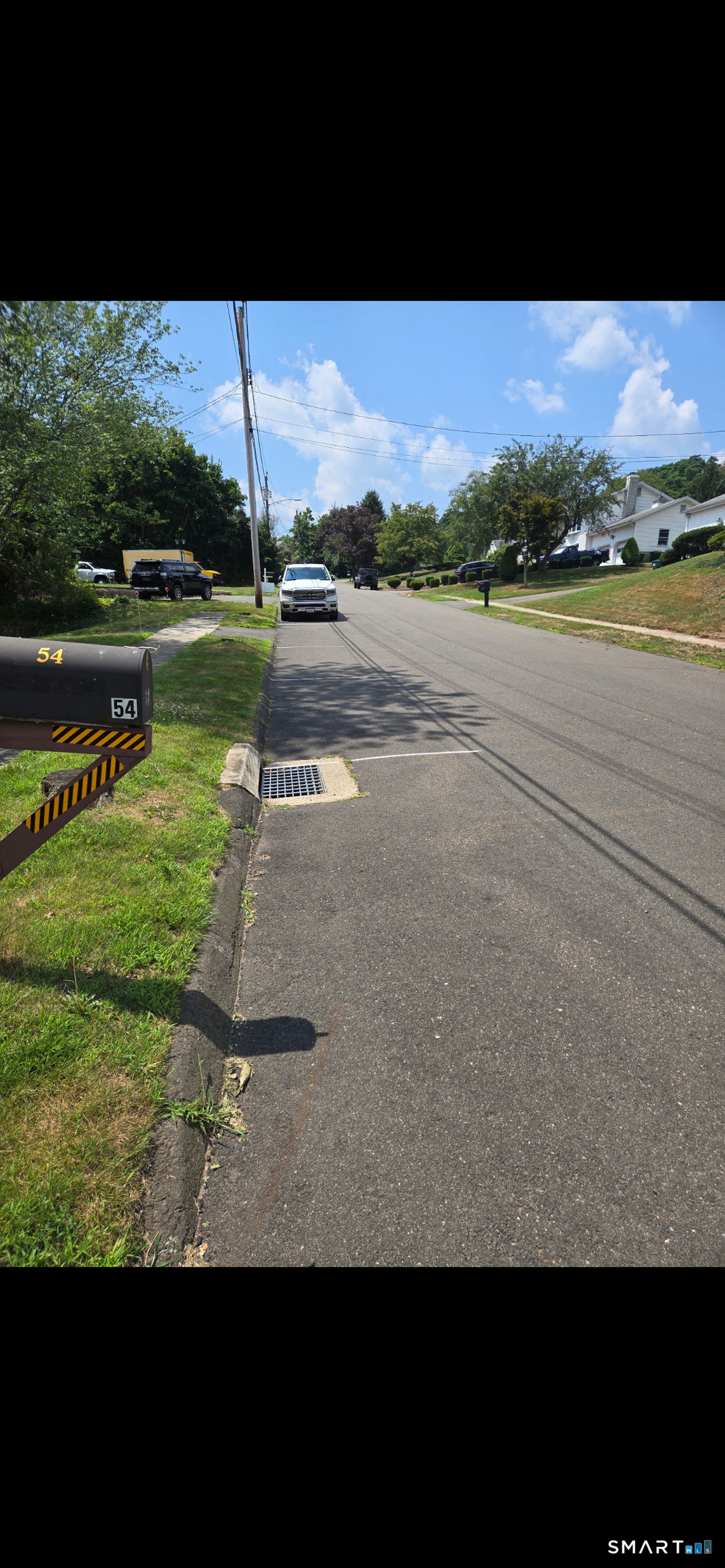 54 Country Hills Road Hamden CT 06414