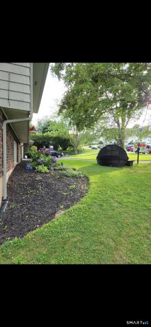 54 Country Hills Road Hamden CT 06414