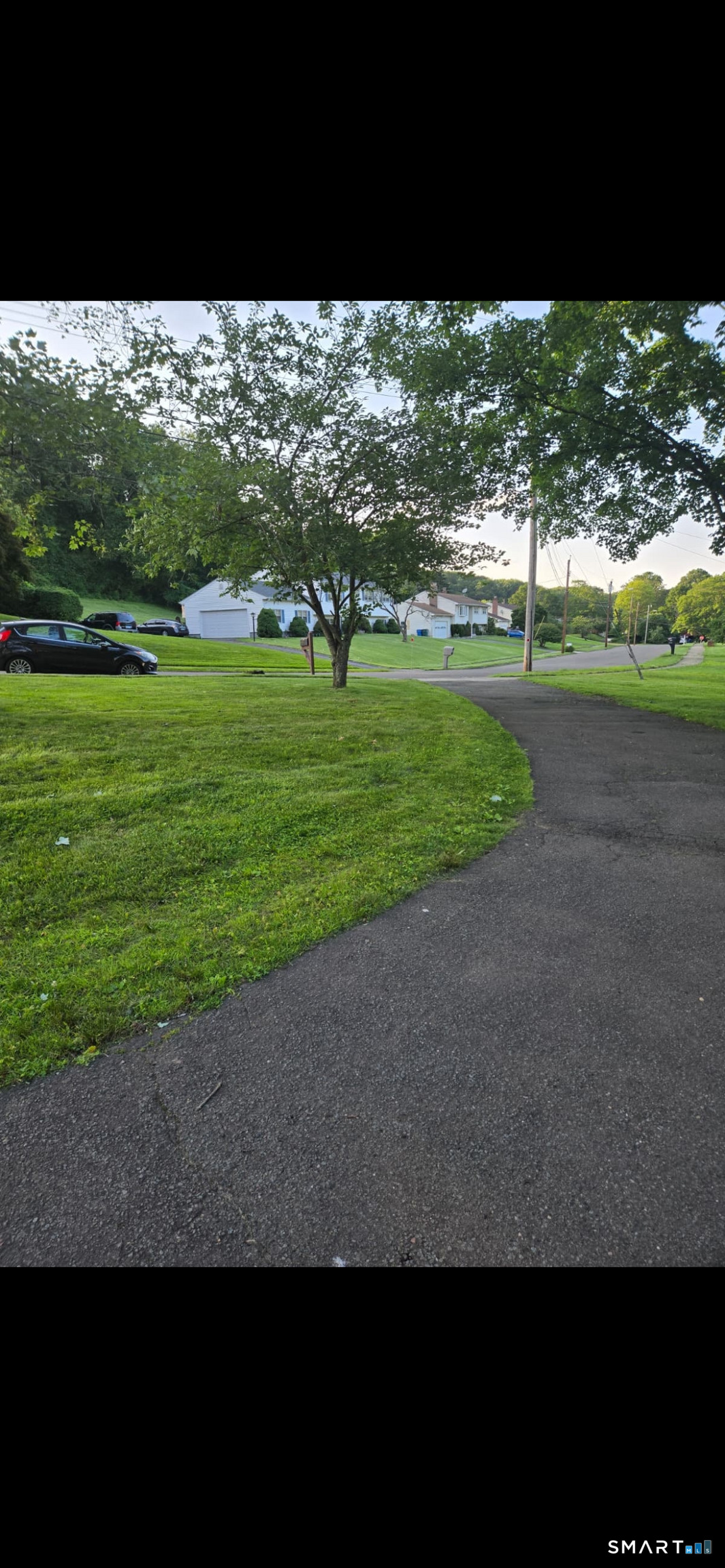 54 Country Hills Road Hamden CT 06414