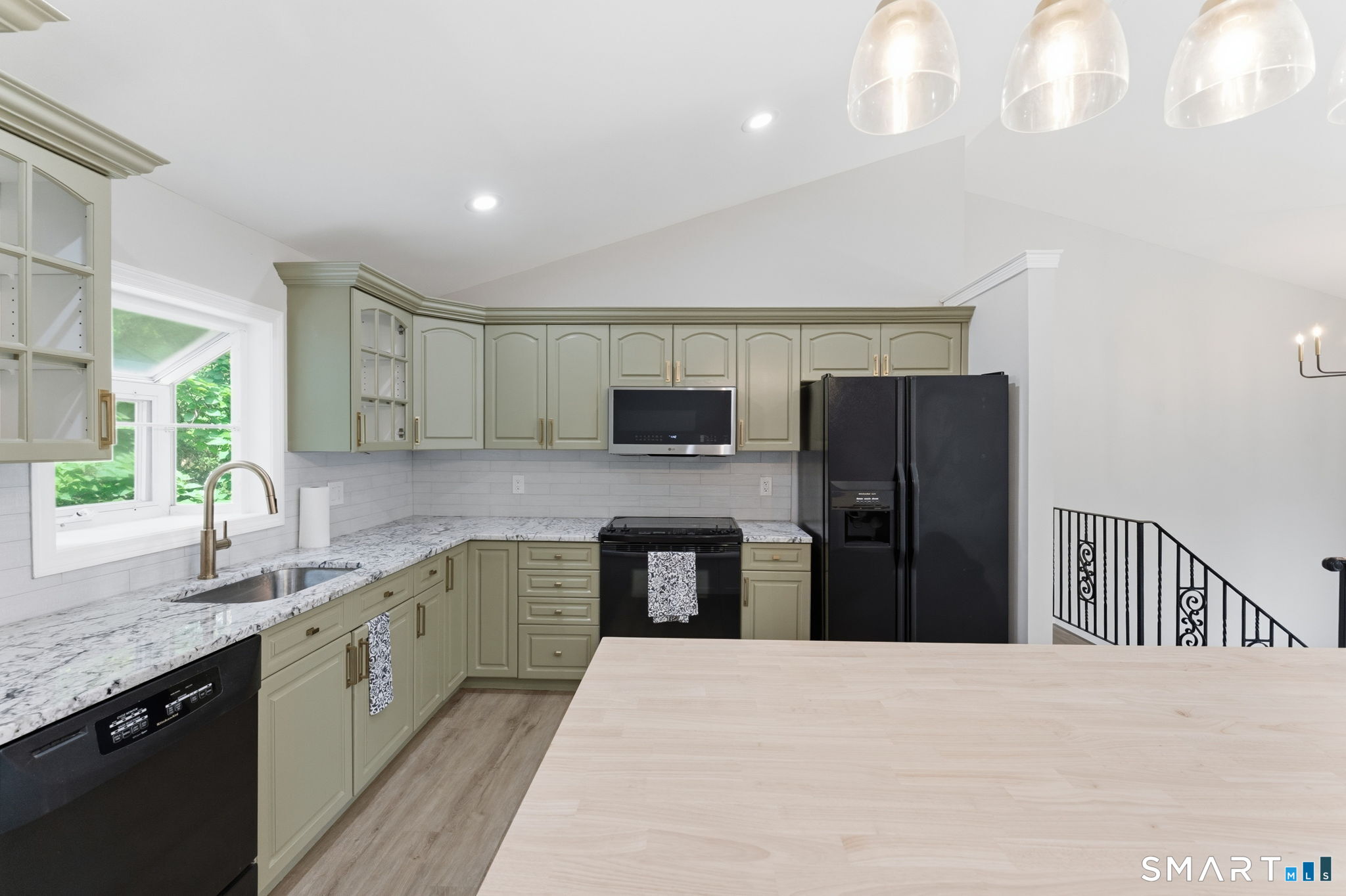 99 Pepperbush Way Windsor CT 06095