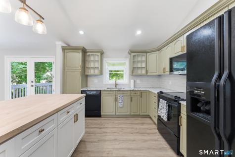99 Pepperbush Way Windsor CT 06095