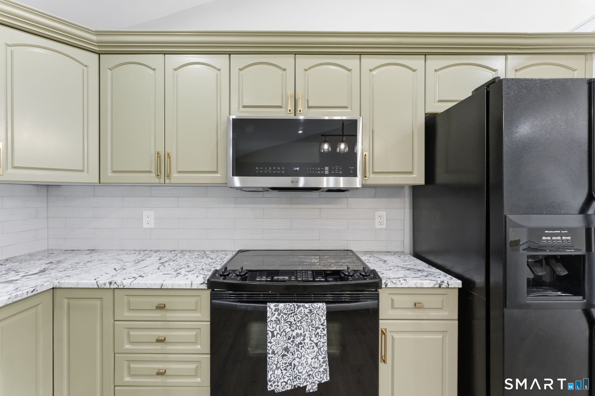 99 Pepperbush Way Windsor CT 06095