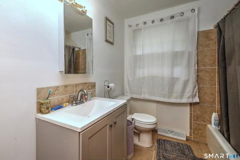 195 Emerald Place Stratford CT 06614