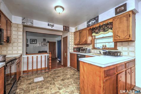 195 Emerald Place Stratford CT 06614