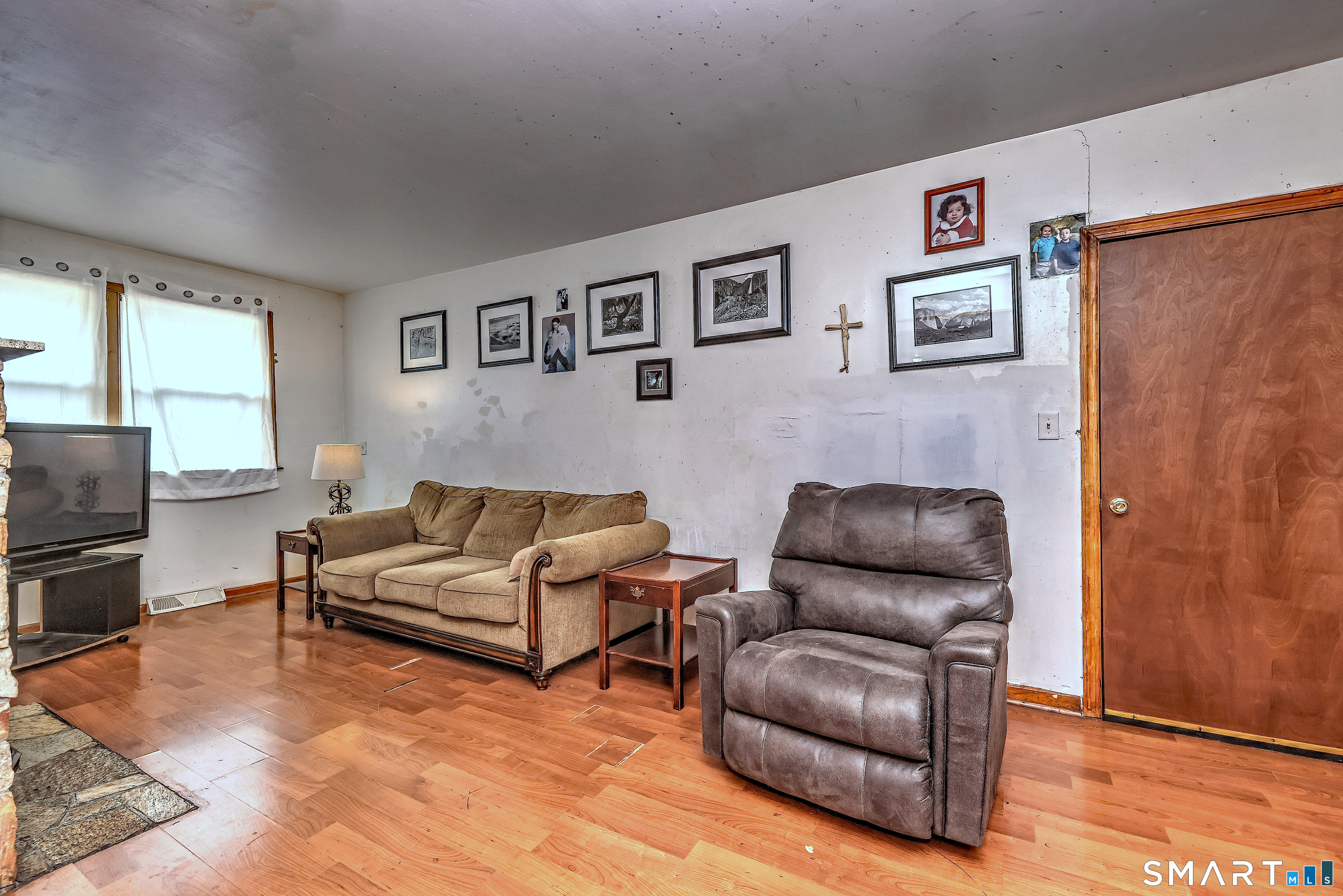 195 Emerald Place Stratford CT 06614