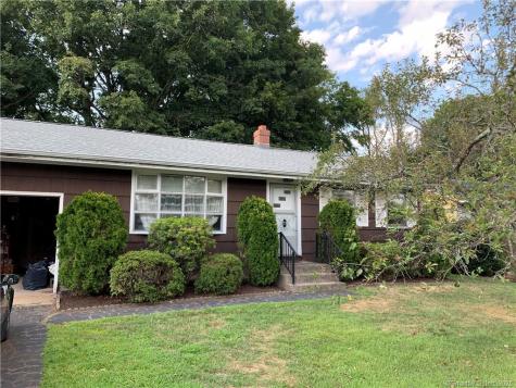 77 Village Circle Hamden CT 06514