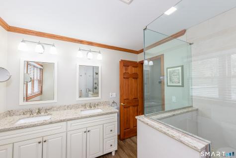 4 Crystal Lane Wallingford CT 06492