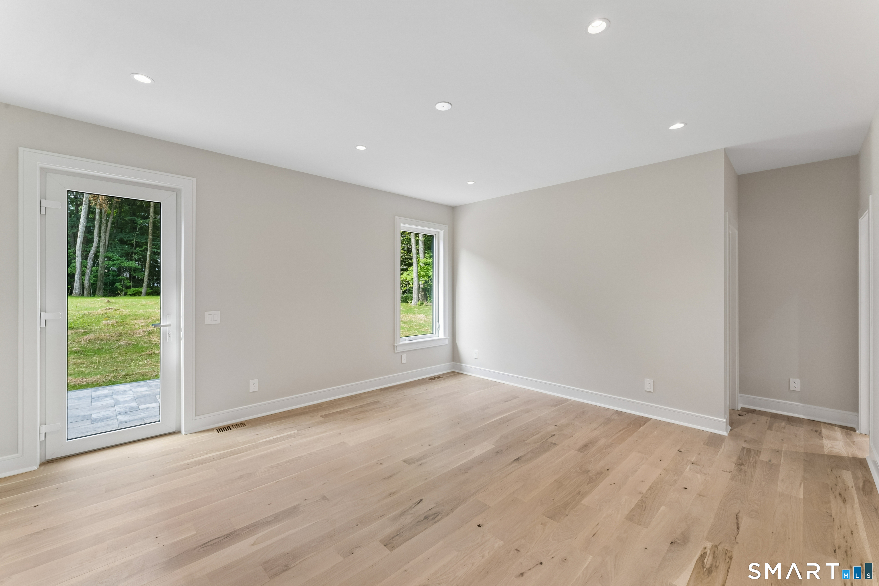 11 Oak Ridge Drive Newtown CT 06470