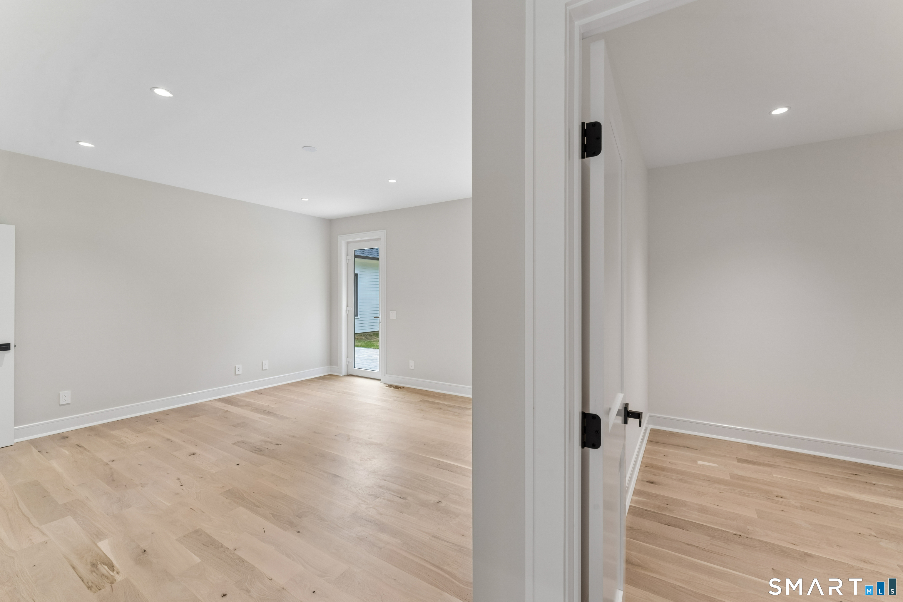 11 Oak Ridge Drive Newtown CT 06470