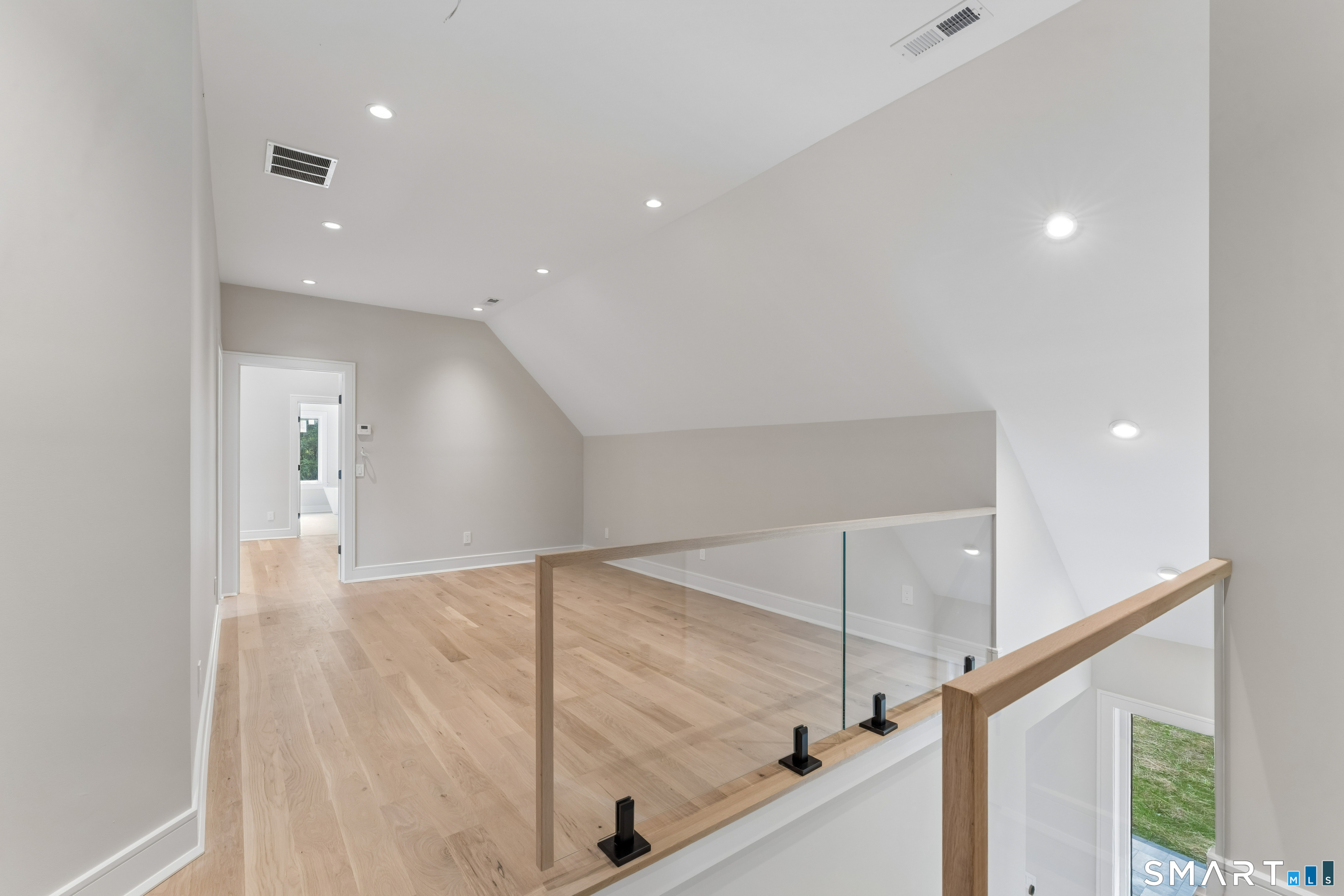 11 Oak Ridge Drive Newtown CT 06470