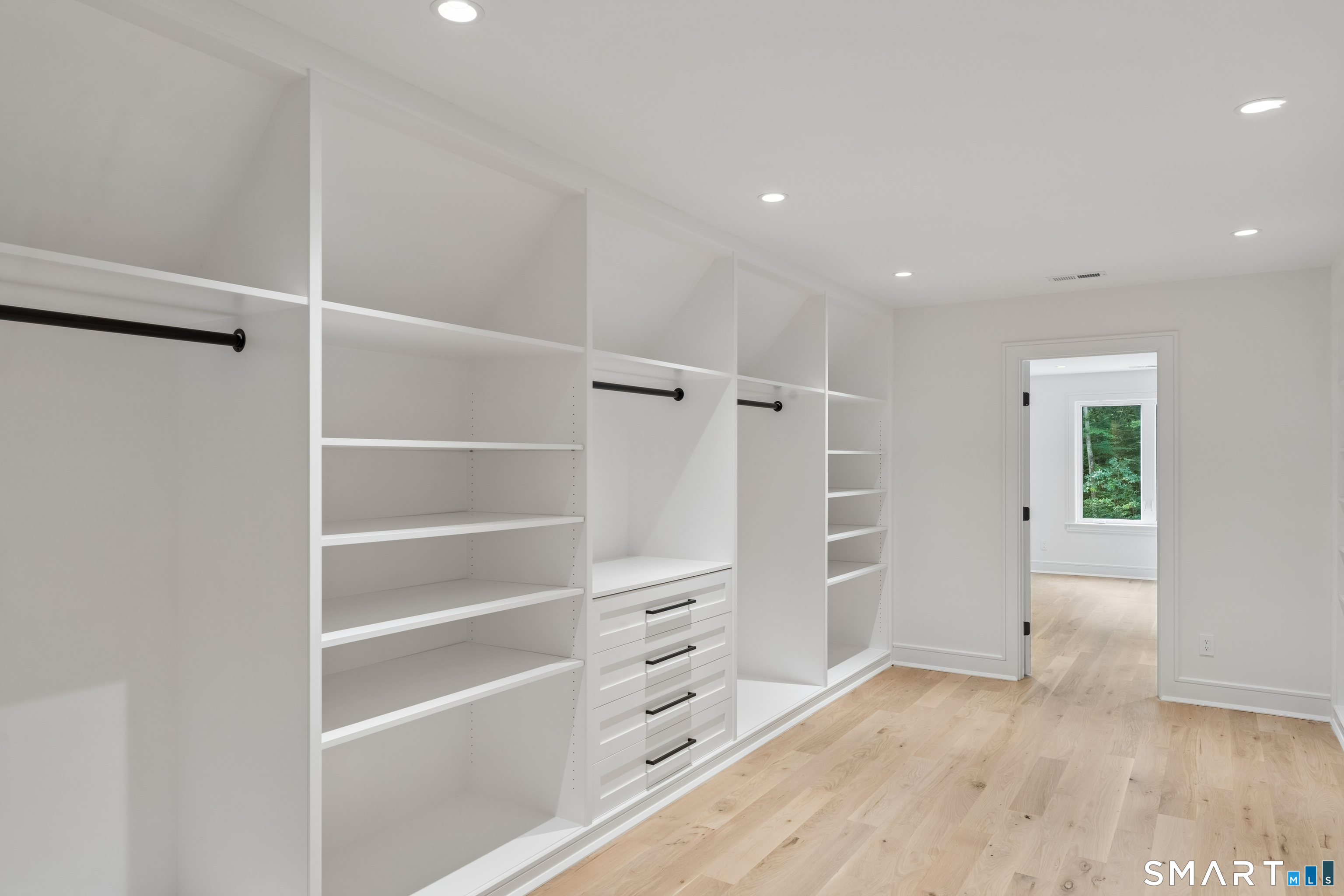 11 Oak Ridge Drive Newtown CT 06470