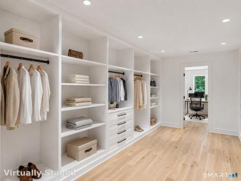 11 Oak Ridge Drive Newtown CT 06470