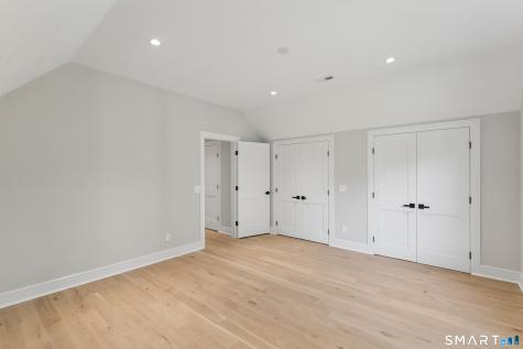11 Oak Ridge Drive Newtown CT 06470