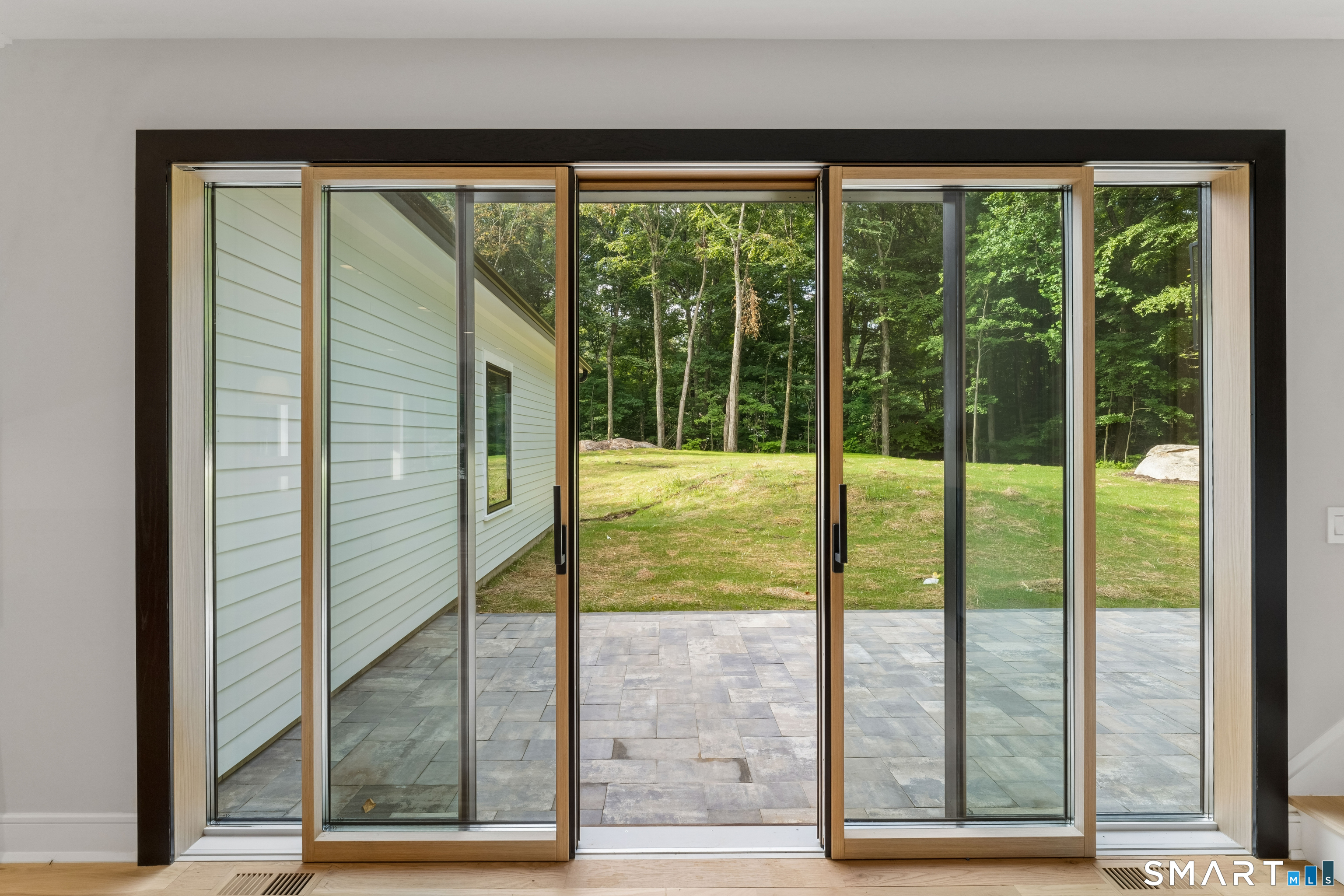 11 Oak Ridge Drive Newtown CT 06470