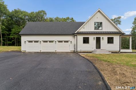 11 Oak Ridge Drive Newtown CT 06470