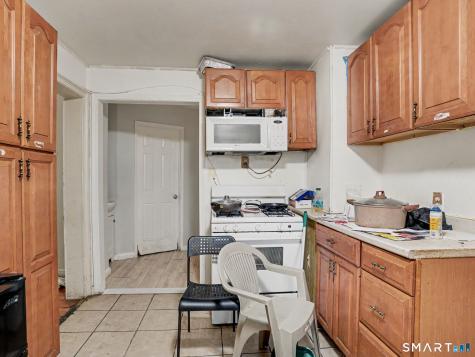 75 Clifton Street West Haven CT 06516
