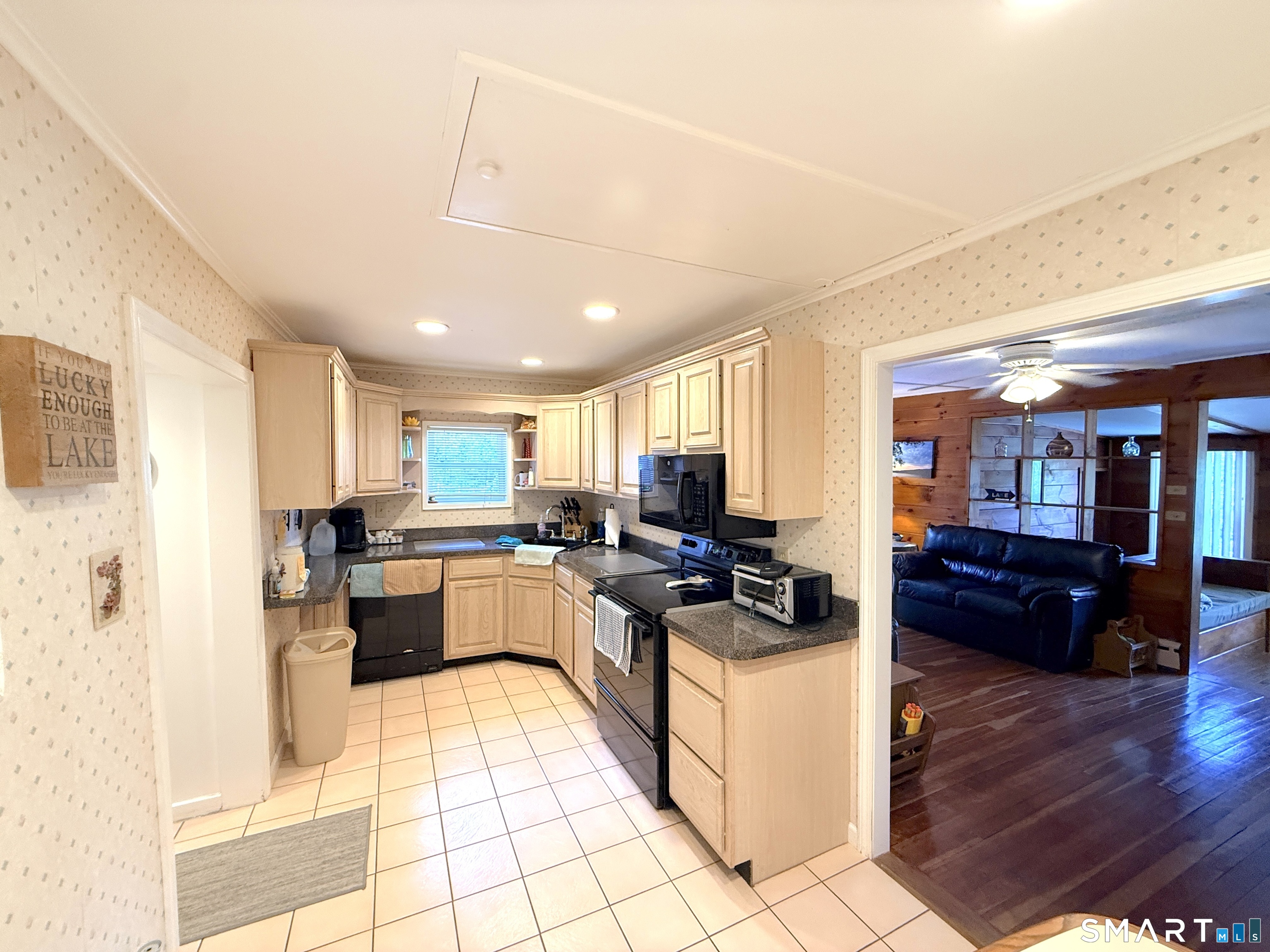 837 East Wakefield Boulevard Winchester CT 06098