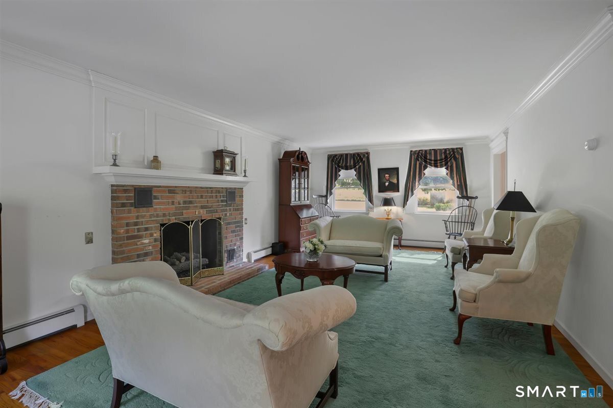 1 East Gate Road Danbury CT 06811
