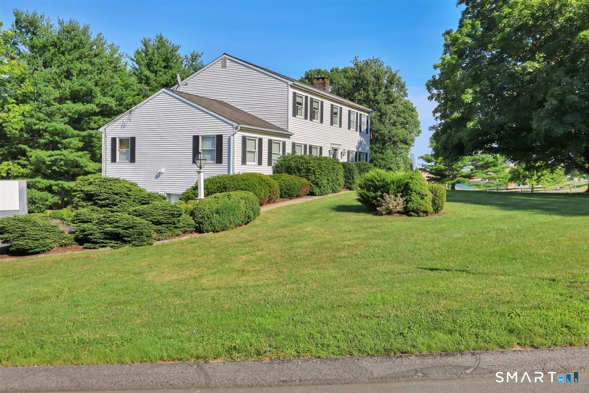 1 East Gate Road Danbury CT 06811