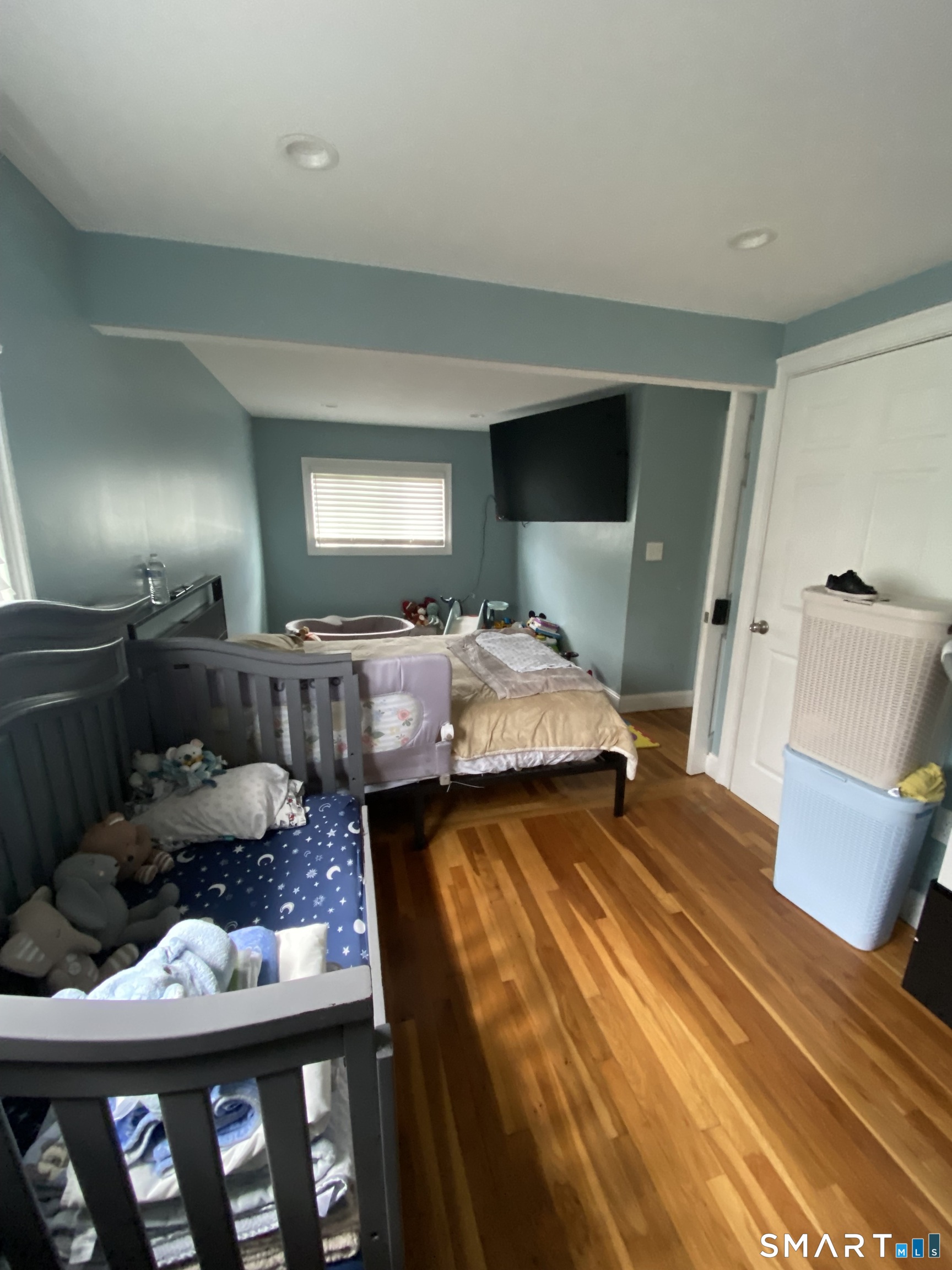 68 Wyoming Avenue Waterbury CT 06706