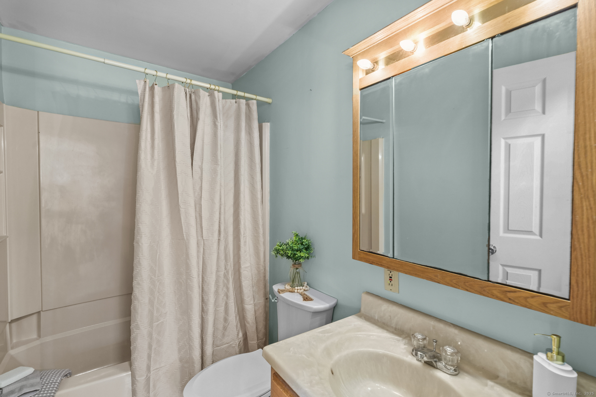 12 Ann Street Plainfield CT 06374