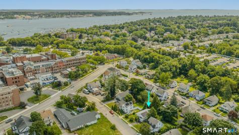 20 Sander Street New London CT 06320