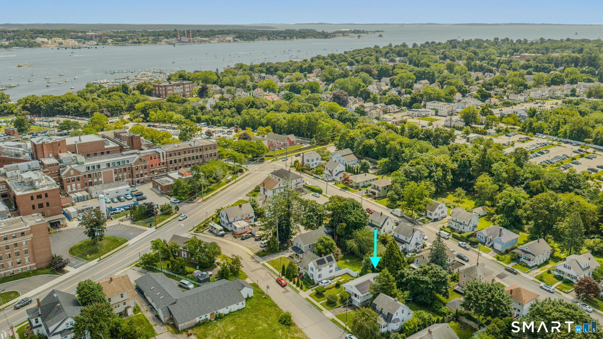 20 Sander Street New London CT 06320