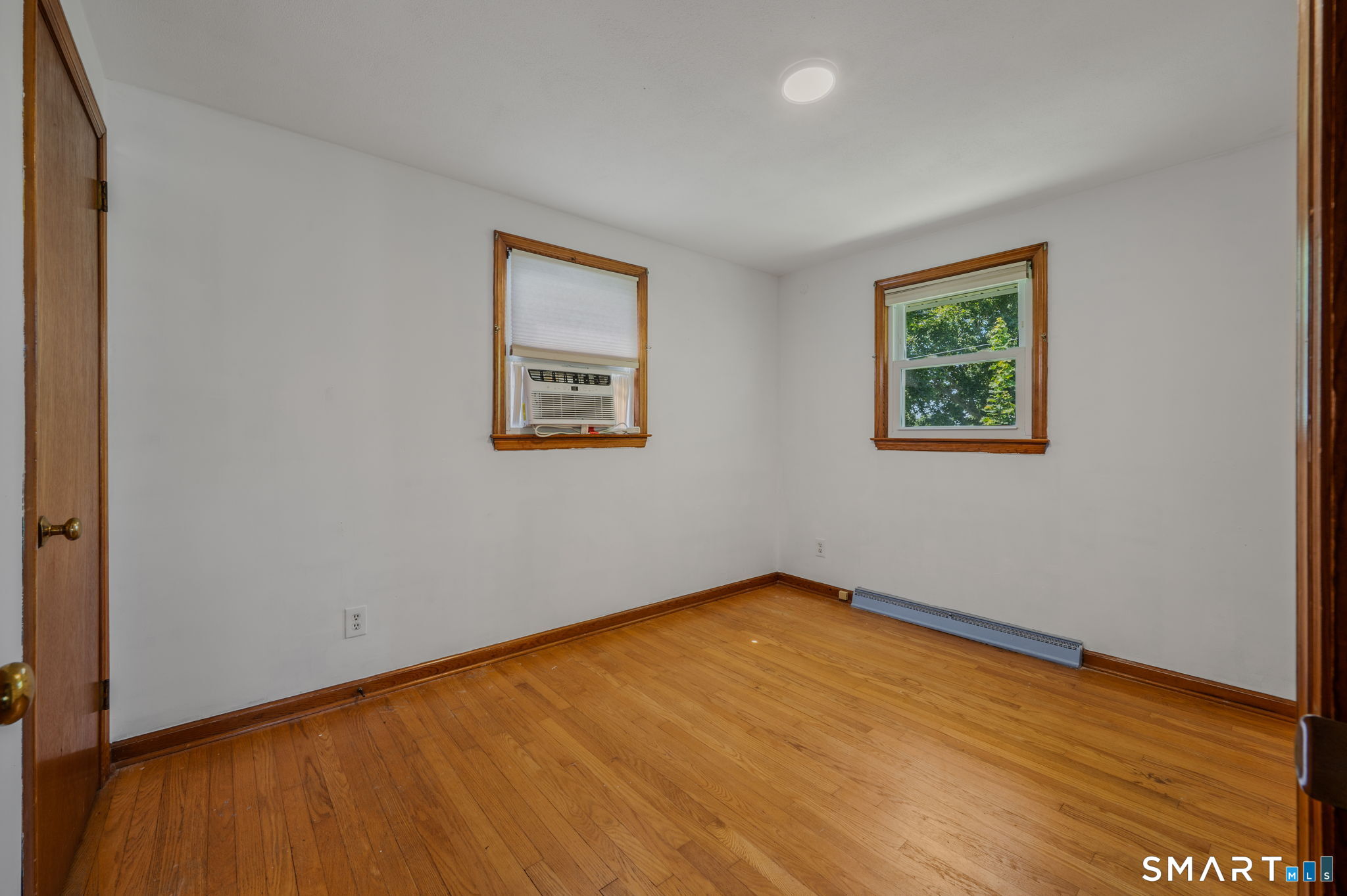 20 Sander Street New London CT 06320