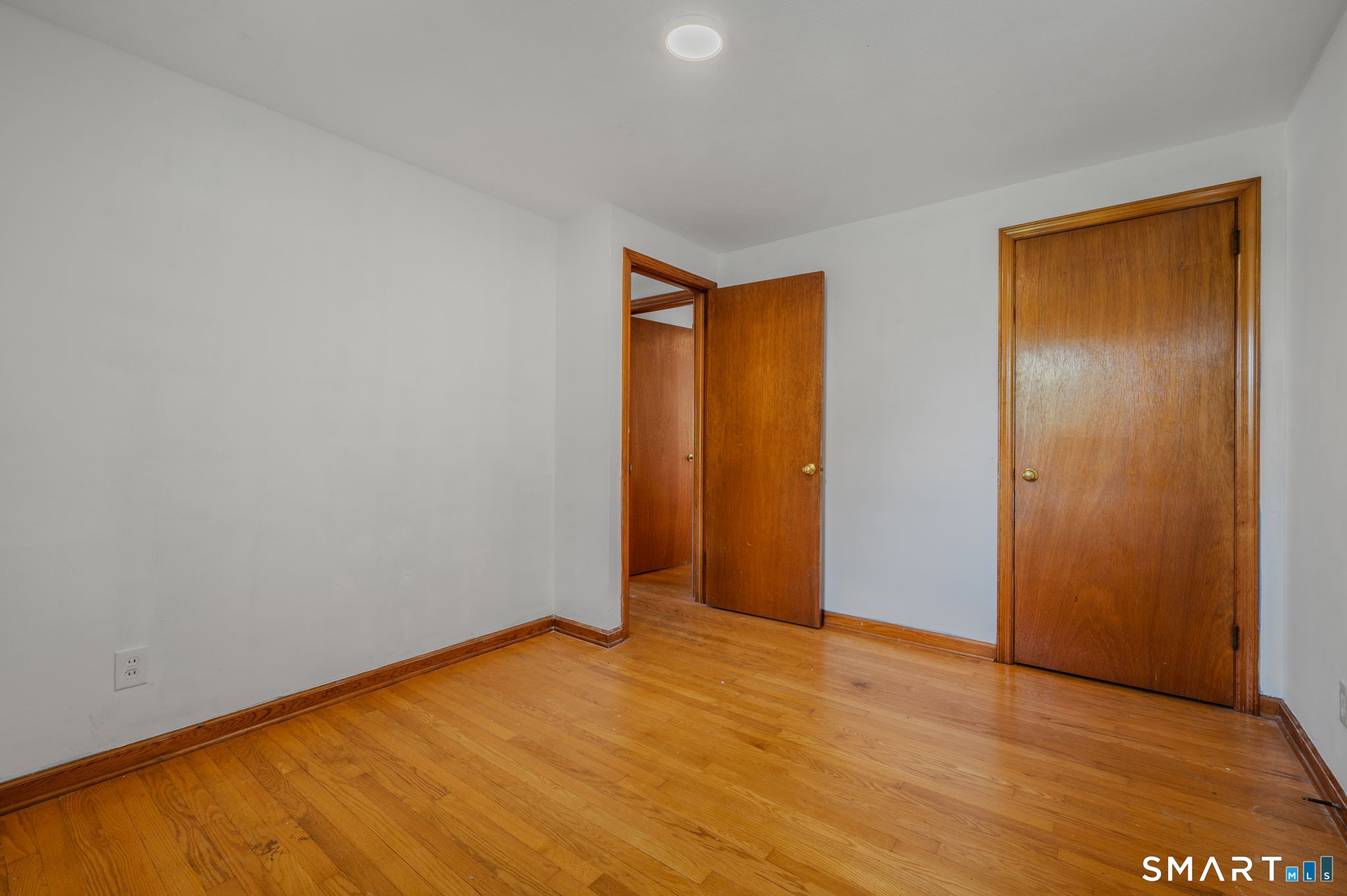 20 Sander Street New London CT 06320