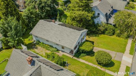 20 Sander Street New London CT 06320
